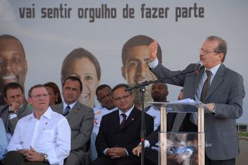 Ministro Tarso Genro no lancamento do Pronasci Territorio de Paz