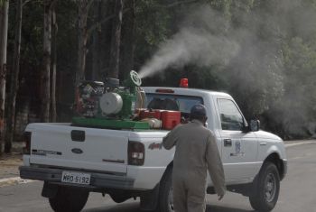Carro fumacê