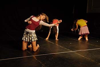 Dança contemporânea na Fafi com a CIA de Dança Mitzi Marzzuti