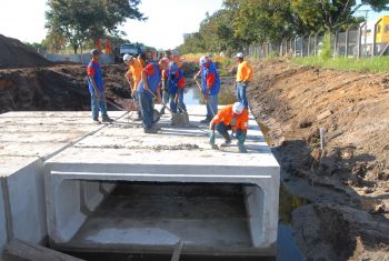 Visita as Obras de Drenagem Bairro Republica