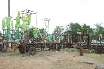 Carros alegóricos no Sambão