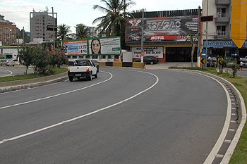 Curva Cesar Helal com Avenida Vitória