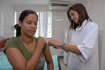 Vacinação contra a febre amarela