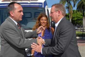 Lançamento do carro de video monitoramento móvel