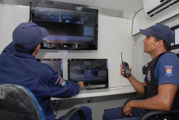 Lançamento do carro de vídeo monitoramento móvel