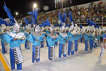 Escola de Samba Chegou o que faltava
