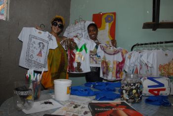 oficina de moda no Núcleo Odomodê