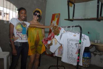 Oficina de moda no Núcleo Odomodê