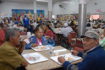 Almoço no Restaurante Popular