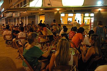 Bar na Rua da Lama