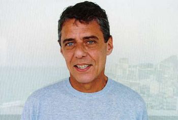 Cantor Chico Buarque