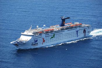 Transatlântico Grand Holliday