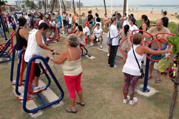 Inauguração da Academia Popular para Pessoa Idosa em Camburi