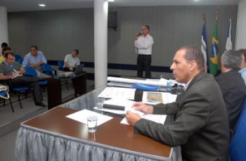 José Eduardo fala na entrevista coletiva sobre as mudanças no trânsito ocasionadas pelas oobras da Cesan