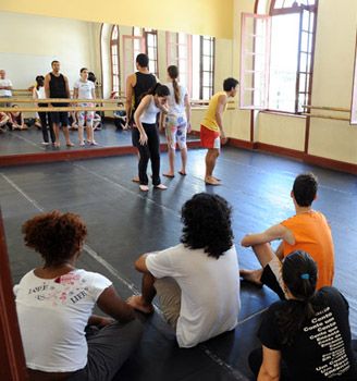 Festival Nacional de Teatro 2009 - Oficina de Teatro de Rua na FAFI