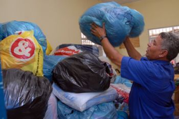 Donativos para as vítimas das chuvas no Rio de Janeiro