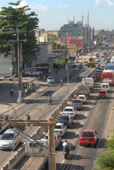Avenida Fernando Ferrari, parte onde haverá obras de duplicação