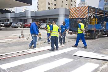 Rua Paschoal Del Maestro em Jardim Camburi será mão única