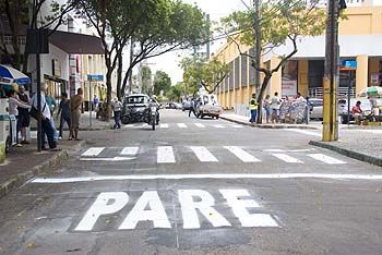 Rua Paschoal Del Maestro em Jardim Camburi será mão única