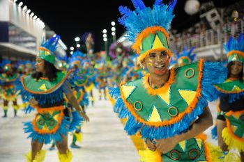 Desfile Carnaval 2013 - Rosas de Ouro