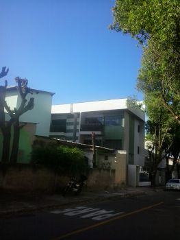Fachada atual do edifício Villa di Capri após demolição