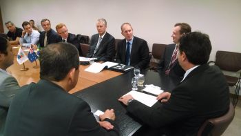 Visita da delegação australiana ao prefeito