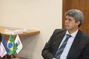 Coletiva - Nota Vitória