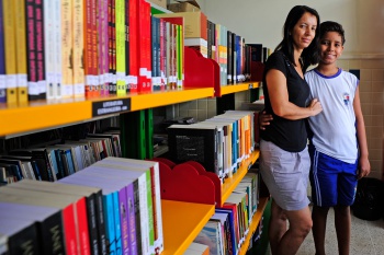 Entrega da Casa do Ler e do Saber EMEF RITA DE CÁSSIA OLIVEIRA