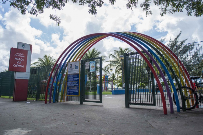 Relógio de Sol - Praça da ciência - fachada