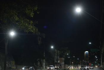 Iluminação av Vitória