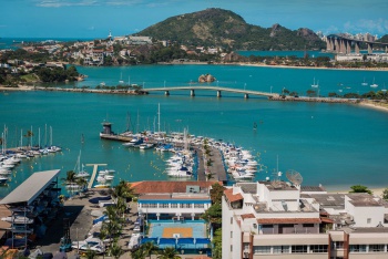 Iate Clube de Vitória (Vista do Hotel Confort