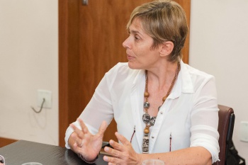 Assinatura do termo de compromisso com o Instituto Jubarate