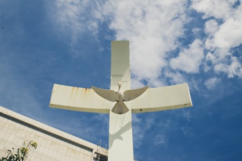 Cruz Reverente na Praça do Papa João Paulo II