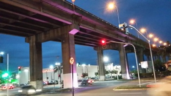 Iluminação exploração sexual na Terceira Ponte