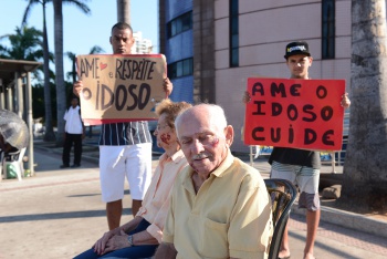 DEFESA DOS DIREITOS DA PESSOA IDOSA