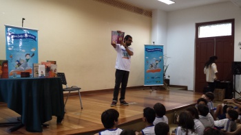 Encontro com o Escritor Fabiano Moraes