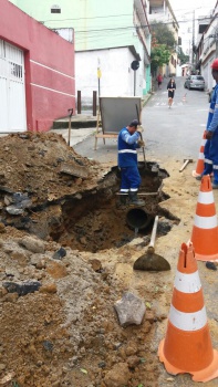 Iniciada recuperação de rede de drenagem em Santos Dumont