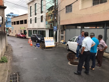 Rede de drenagem passa por manutenção em Bonfim