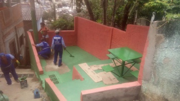 Concluída pintura na praça em Bonfim