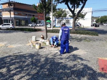 Calçada portuguesa é recuperada em Jardim Camburi