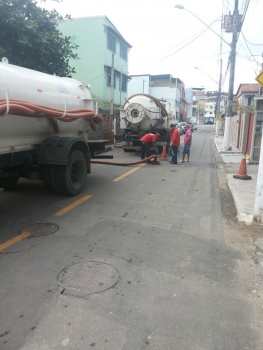 Finalizada desobstrução em rede no bairro Goiabeiras