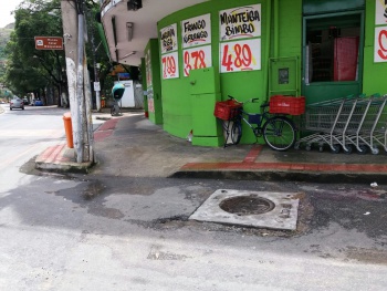 Tapa-buraco acontece no bairro Jucutuquara