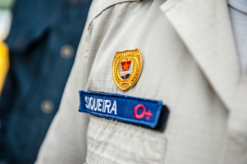 Entrega dos botons e 07 viaturas a guarda civil