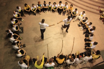 CD Grupo Capoeira Angola Volta ao Mundo