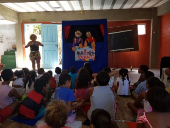Teatro de fantoches no Banco Bem