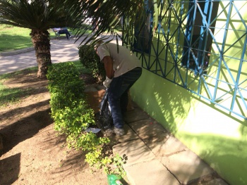 Limpeza na praça de JP