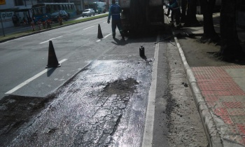 Tapa-buraco na avenida Nossa Senhora da Penha