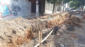 Obra na avenida Graciano Neves