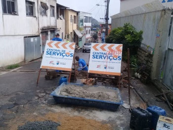 Reconstrução de Caixa ralo e substituição de grelha de ferro fundido no bairro Forte São João
