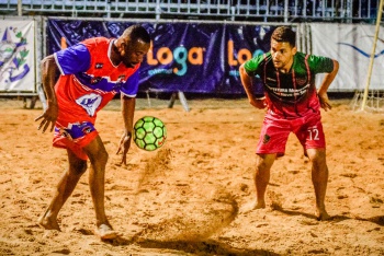 A Gazeta  Campeonato Estadual de Beach Soccer começa neste fim de